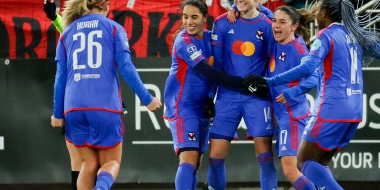 Manchester United s&rsquo;incline lors du match aller des éliminatoires de la Ligue des champions contre Brann