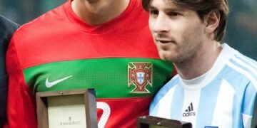 Cristiano Ronaldo et Lionel Messi : Les Maîtres Indétrônables du Football International