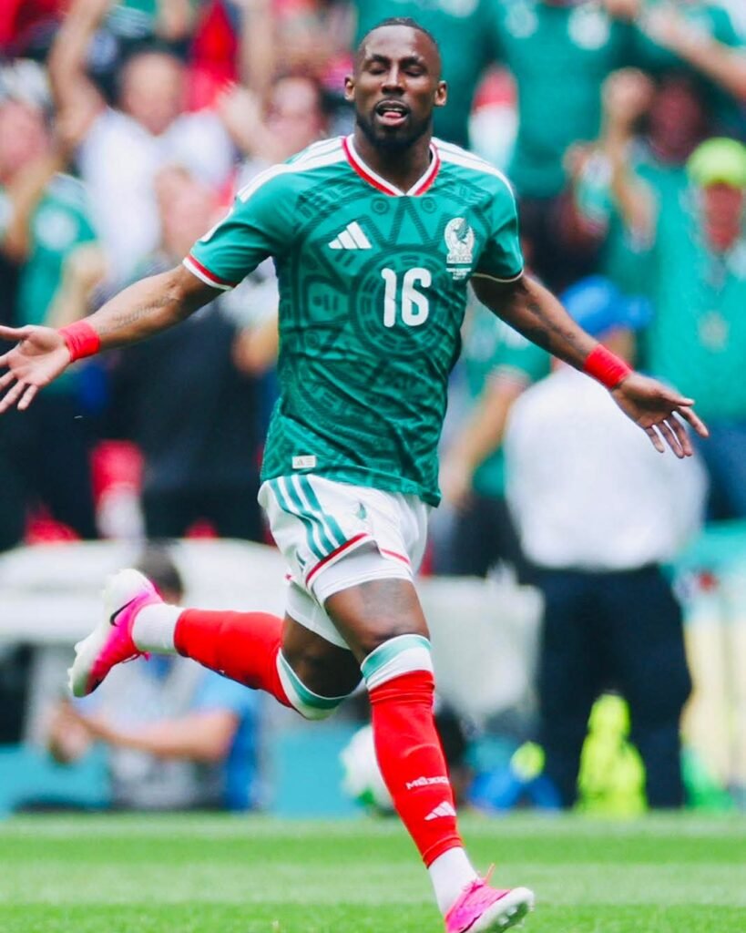 Julian Quiñones : Étoile Montante de la Coupe du Monde 2026