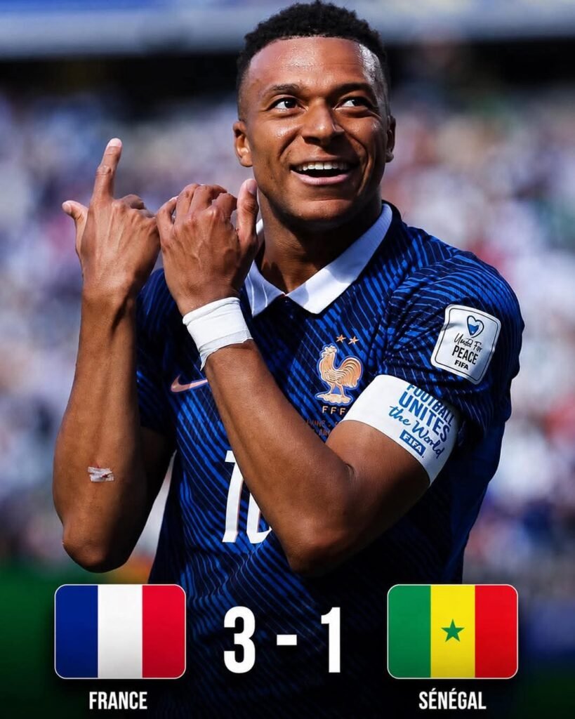 La France s&rsquo;impose 3-1 face au Sénégal : Le doublé de Mbappé et la performance éclatante de Barcola !